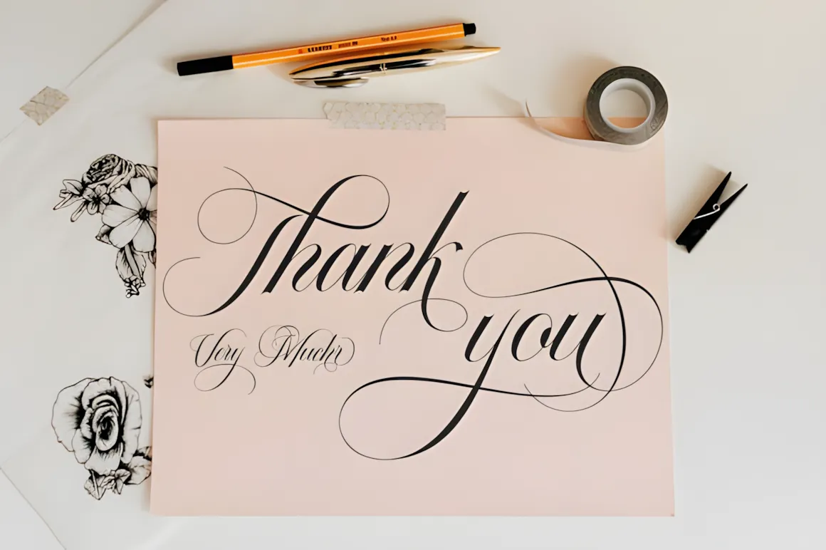 25+ Awesome Fonts for Your Wedding Invites 17 The Dellgado Fonts 32739558 8 580x386 upscayl 2x upscayl standard